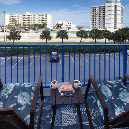 Come Drift Away In This Gorgeous Coastal Themed 2 Bed With Den And 2 Baths Condo. Ow20-303 New Smyrna Beach Exteriör bild